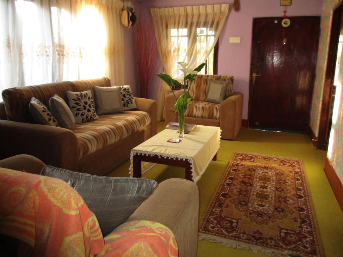 נוארה אליה Redwood Homestay מראה חיצוני תמונה